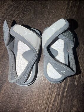 Jordan Baby Toddler Gray White Sport Sandals Size 4C